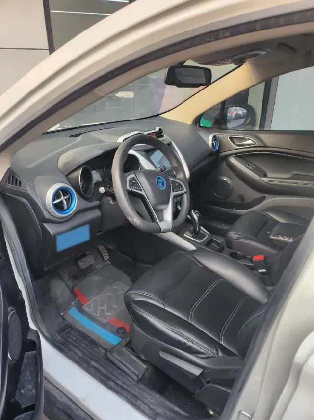 2018 BYD Yuan BEV 42KWH,autocango,china used car exporter,china ev exporter,chinese used car exporter,chinese used ev exporter