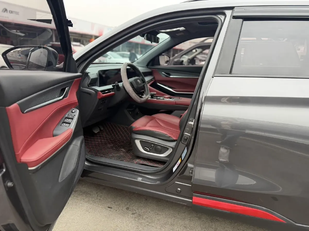 2022 ChangAn CS75 Plus 1.5T 188HP L4 8AT,autocango,china used car exporter,china ev exporter,chinese used car exporter,chinese used ev exporter