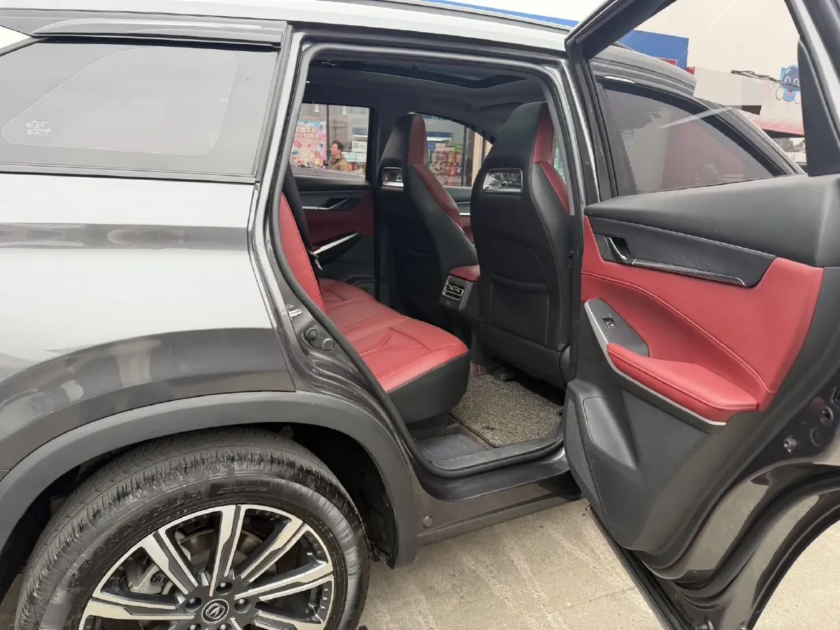 2022 ChangAn CS75 Plus 1.5T 188HP L4 8AT,autocango,china used car exporter,china ev exporter,chinese used car exporter,chinese used ev exporter