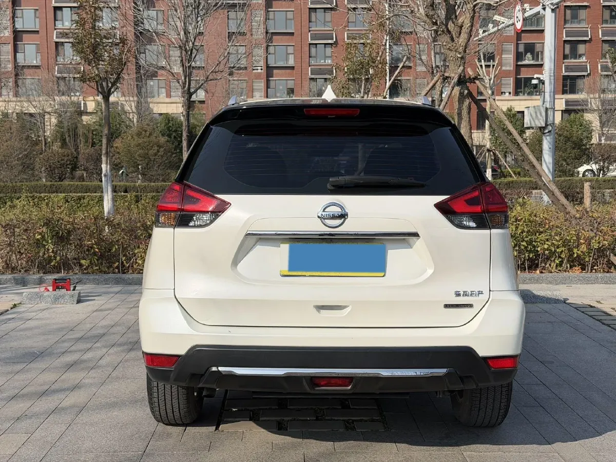 2020 Nissan X-Trail 2.0L 154HP L4 CVT,autocango,china used car exporter,china ev exporter,chinese used car exporter,chinese used ev exporter