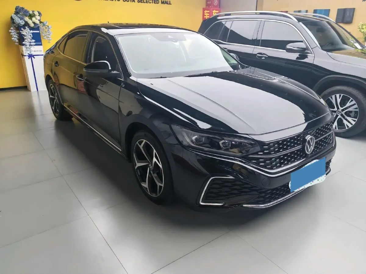 2023 Volkswagen Passat 2.0T 186HP L4 7DCT,autocango,china used car exporter,china ev exporter,chinese used car exporter,chinese used ev exporter