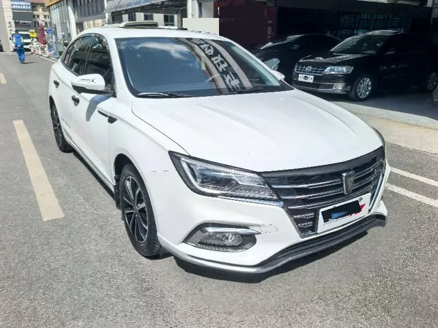 2020 Roewe i5 1.5L 120HP L4 CVT,autocango,china used car exporter,china ev exporter,chinese used car exporter,chinese used ev exporter