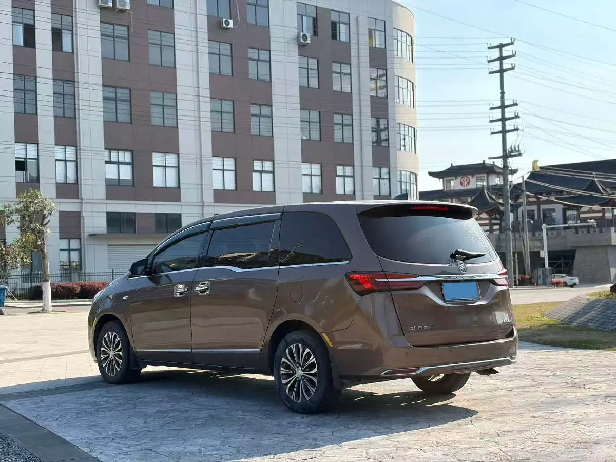 2020 Buick GL8 2.0T 237HP L4 9AT,autocango,china used car exporter,china ev exporter,chinese used car exporter,chinese used ev exporter