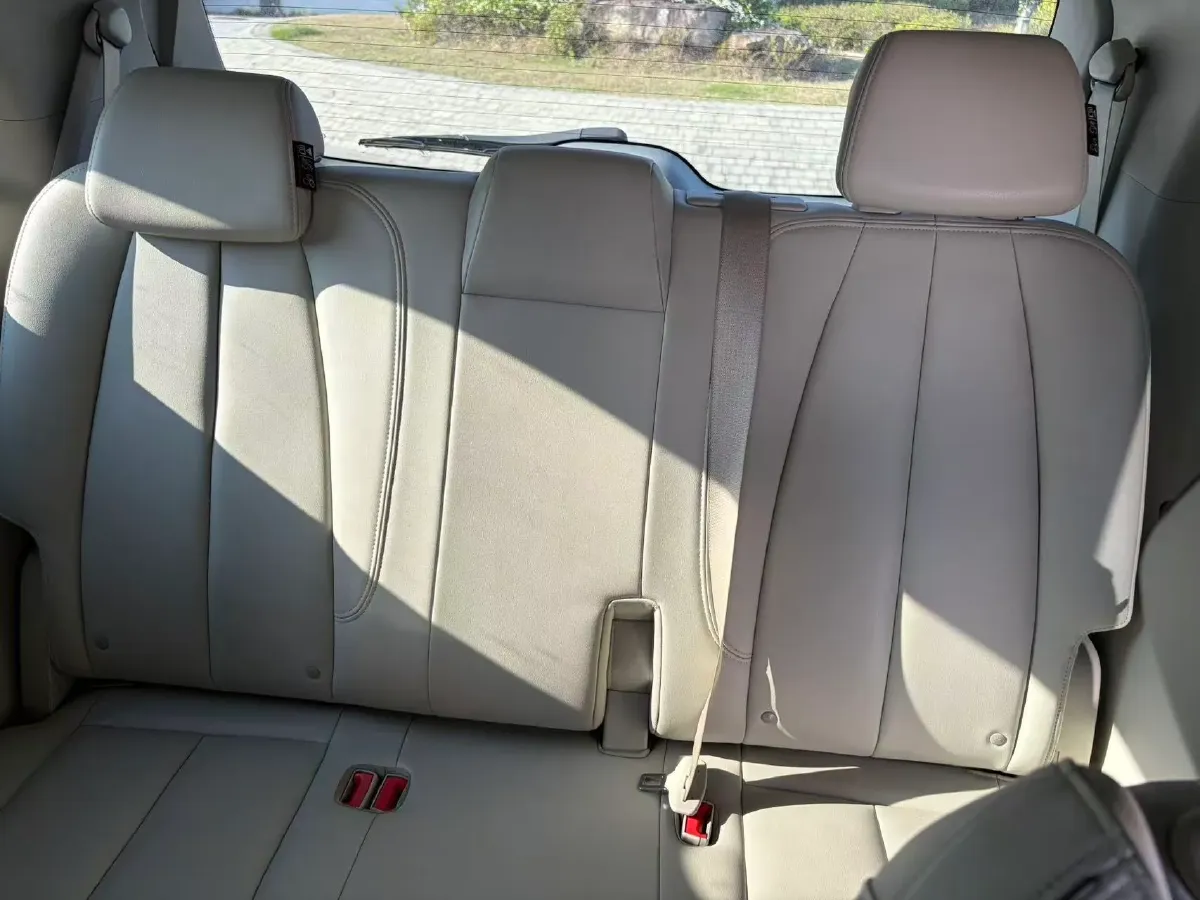 2020 Buick GL8 2.0T 237HP L4 9AT,autocango,china used car exporter,china ev exporter,chinese used car exporter,chinese used ev exporter