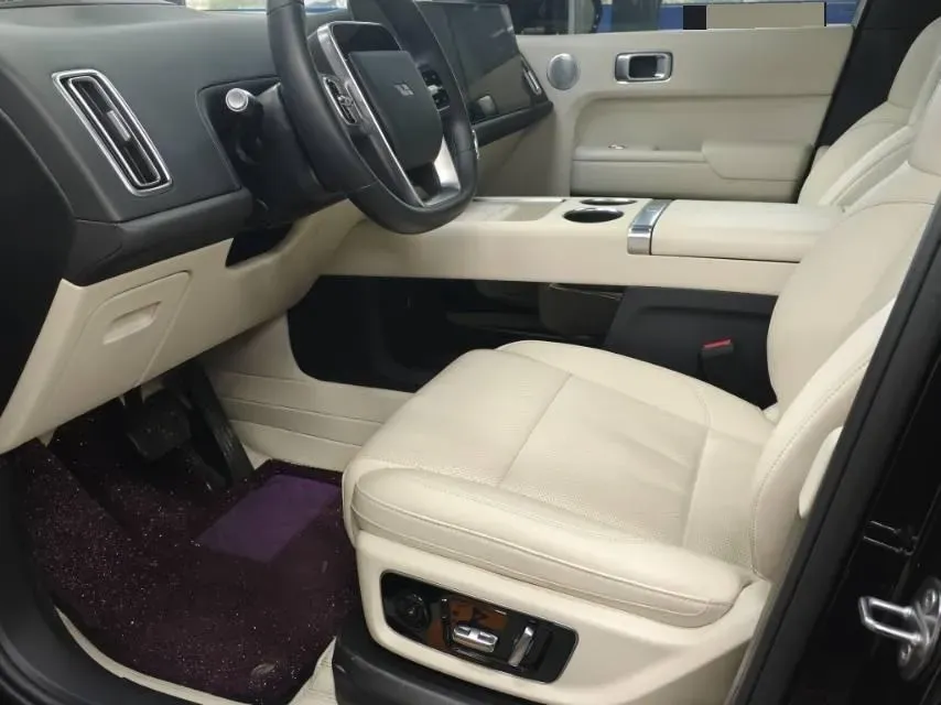 2024 Li L9 Range Extended 154HP REEV 52.3KWH,autocango,china used car exporter,china ev exporter,chinese used car exporter,chinese used ev exporter