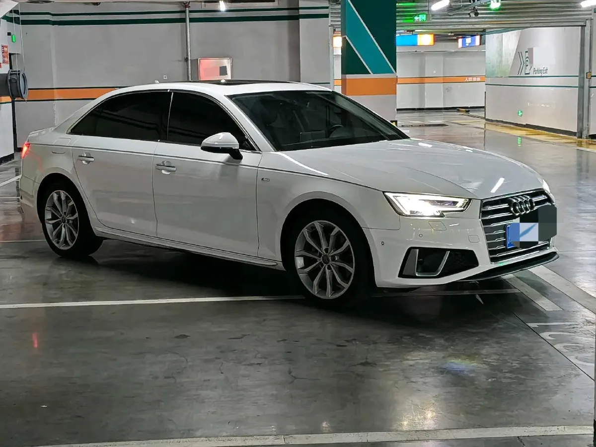 2019 Audi A4L 2.0T 190HP L4 7DCT,autocango,china used car exporter,china ev exporter,chinese used car exporter,chinese used ev exporter