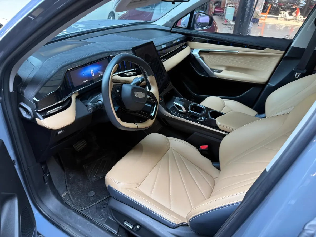 2023 Geely StarRay 1.5T 181HP L4 7DCT,autocango,china used car exporter,china ev exporter,chinese used car exporter,chinese used ev exporter