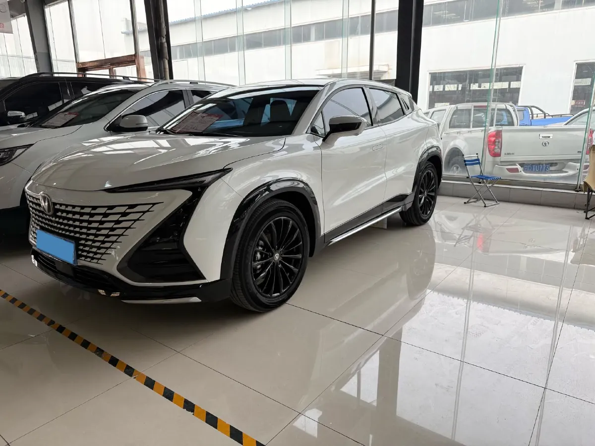 2023 ChangAn UNI-T 1.5T 188HP L4 7DCT,autocango,china used car exporter,china ev exporter,chinese used car exporter,chinese used ev exporter