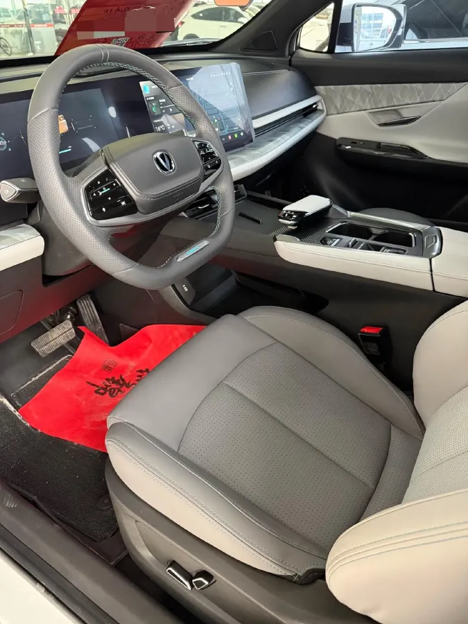 2023 ChangAn UNI-T 1.5T 188HP L4 7DCT,autocango,china used car exporter,china ev exporter,chinese used car exporter,chinese used ev exporter