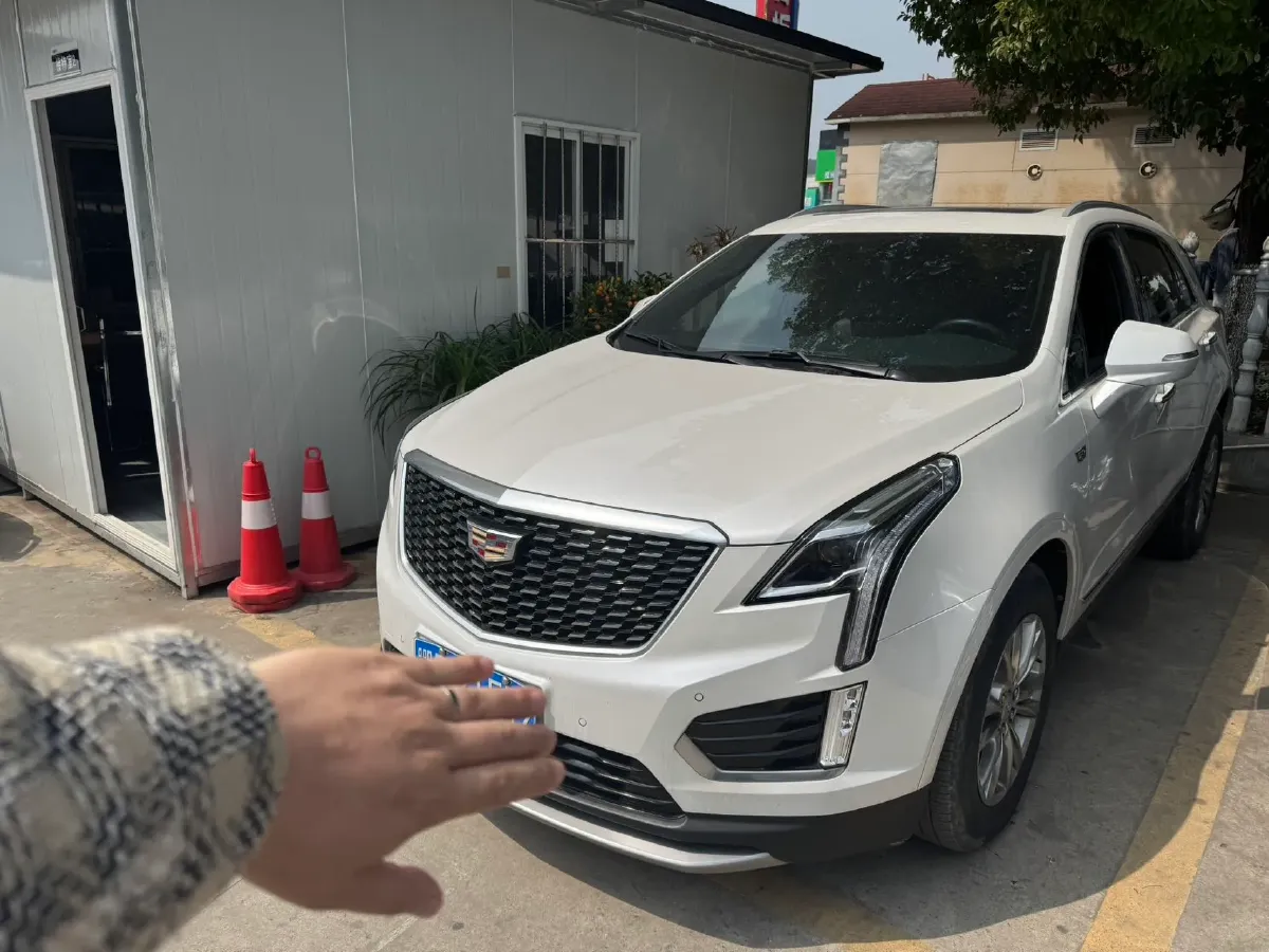 2023 Cadillac XT5 2.0T 237HP L4 9AT,autocango,china used car exporter,china ev exporter,chinese used car exporter,chinese used ev exporter