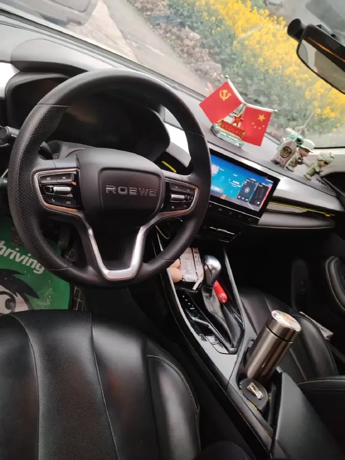 2021 Roewe i5 1.5L 120HP L4 5MT,autocango,china used car exporter,china ev exporter,chinese used car exporter,chinese used ev exporter