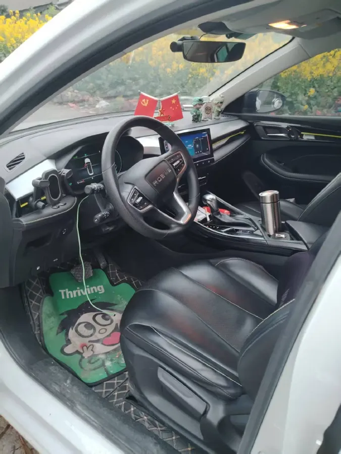 2021 Roewe i5 1.5L 120HP L4 5MT,autocango,china used car exporter,china ev exporter,chinese used car exporter,chinese used ev exporter