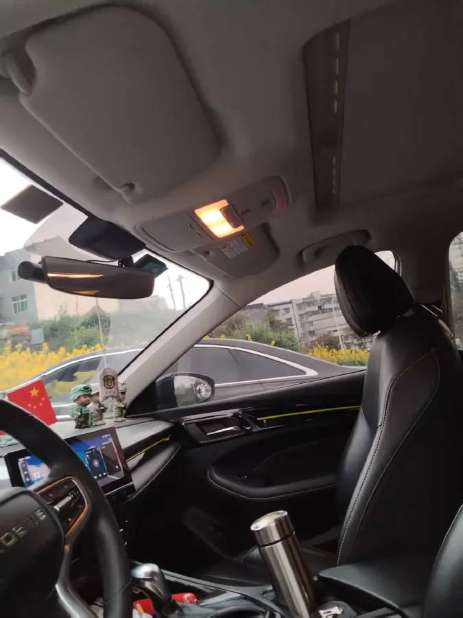 2021 Roewe i5 1.5L 120HP L4 5MT,autocango,china used car exporter,china ev exporter,chinese used car exporter,chinese used ev exporter