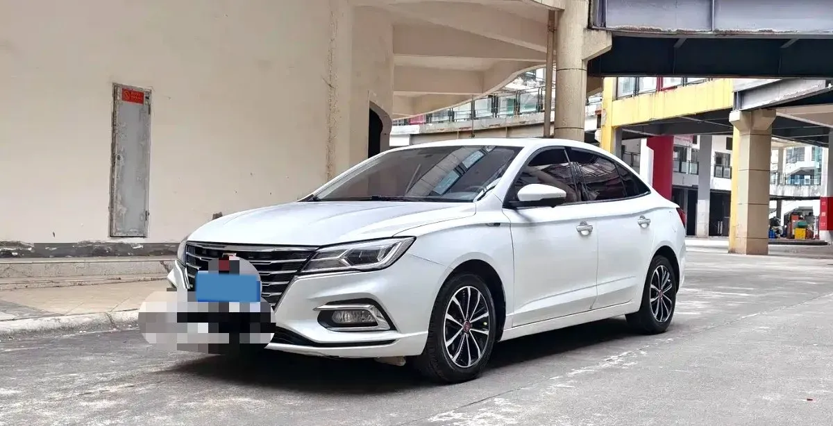 2021 Roewe i5 1.5L 120HP L4 5MT,autocango,china used car exporter,china ev exporter,chinese used car exporter,chinese used ev exporter