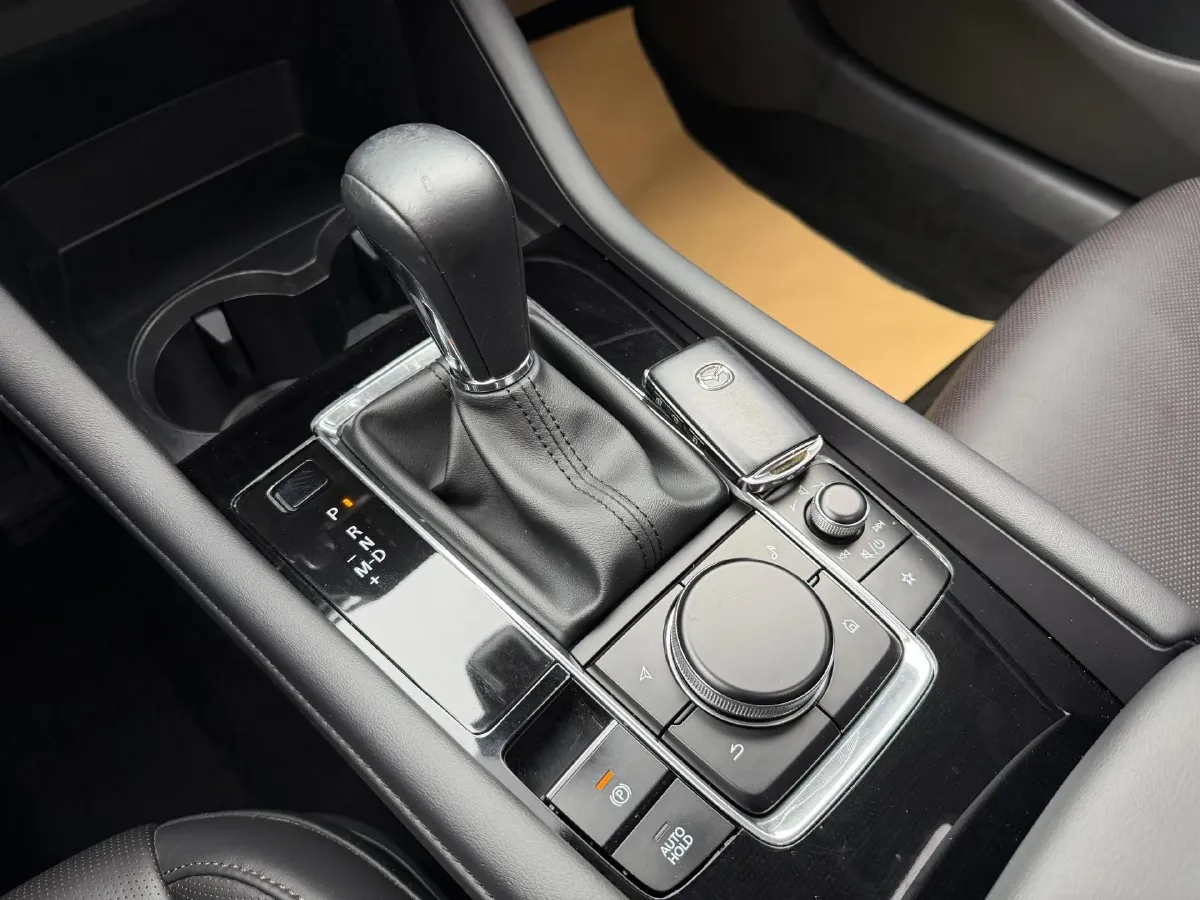 2021 Mazda 3 Axela 2.0L 158HP L4 6AT,autocango,china used car exporter,china ev exporter,chinese used car exporter,chinese used ev exporter