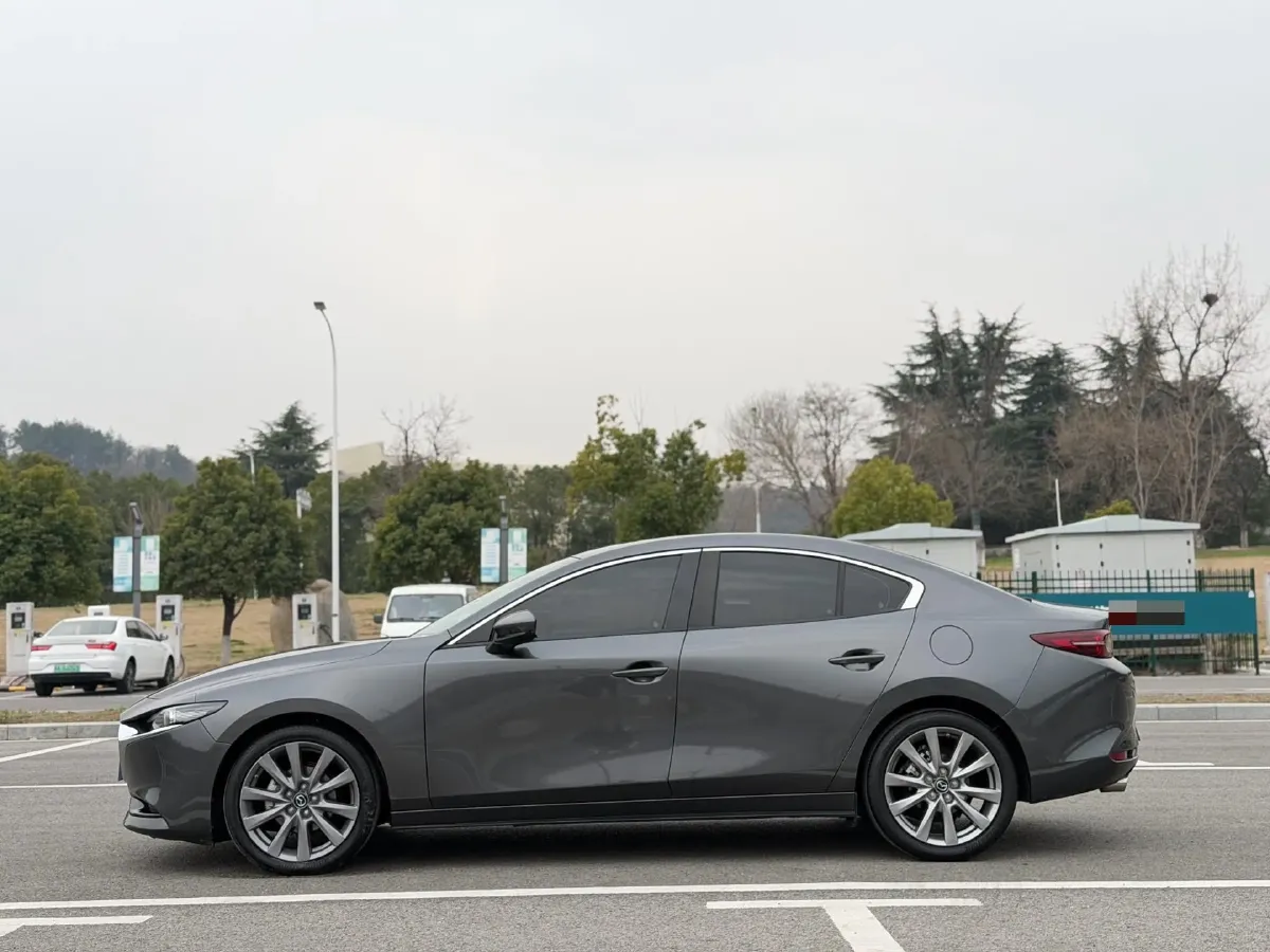 2021 Mazda 3 Axela 2.0L 158HP L4 6AT,autocango,china used car exporter,china ev exporter,chinese used car exporter,chinese used ev exporter