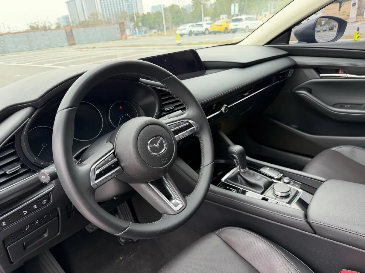 2021 Mazda 3 Axela 2.0L 158HP L4 6AT,autocango,china used car exporter,china ev exporter,chinese used car exporter,chinese used ev exporter