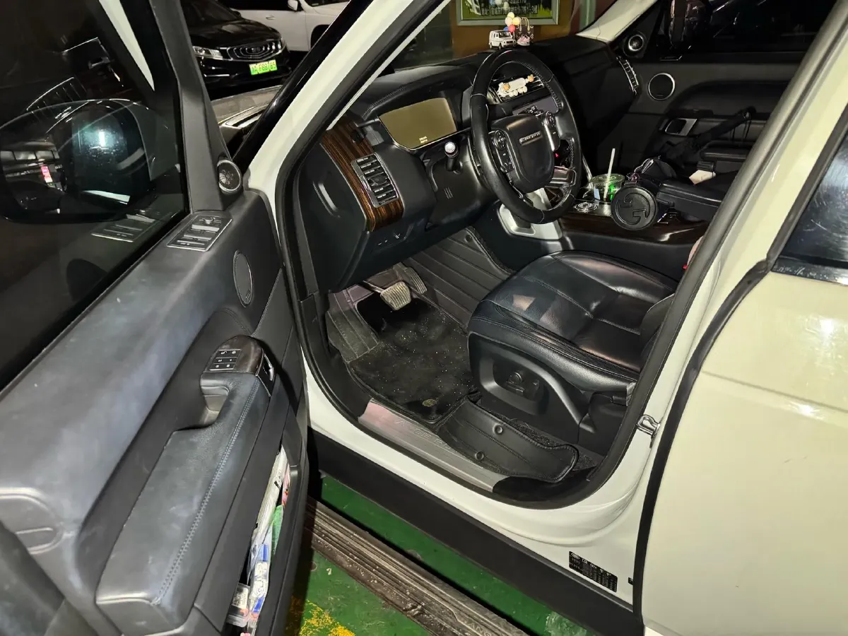 2017 Land Rover Range Rover 3.0T 340HP V6 8AT,autocango,china used car exporter,china ev exporter,chinese used car exporter,chinese used ev exporter