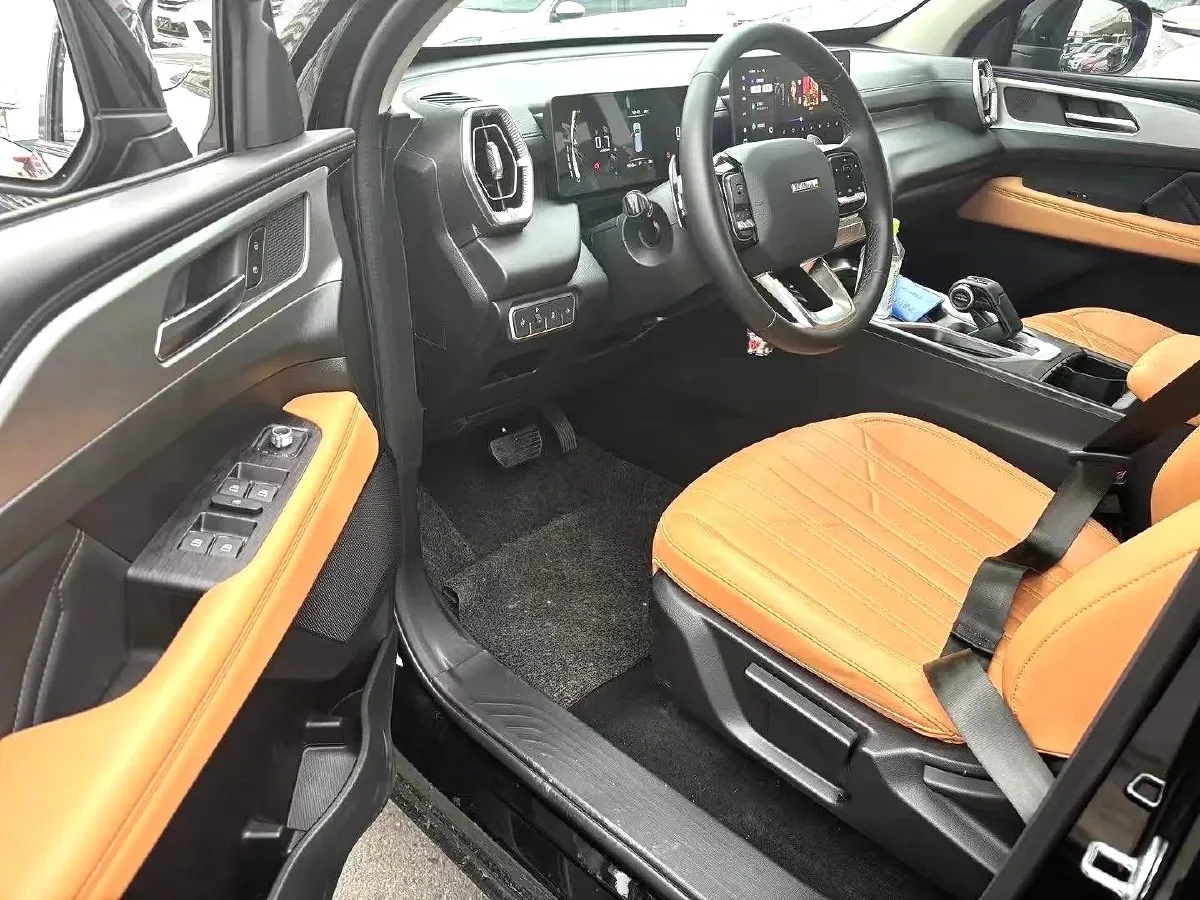 2025 Haval H5 2.0T 166HP L4 8AT,autocango,china used car exporter,china ev exporter,chinese used car exporter,chinese used ev exporter