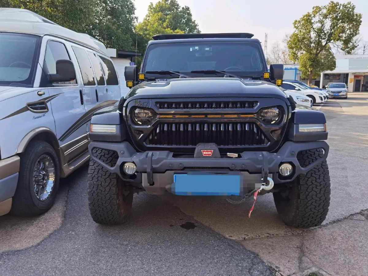 2021 Jeep Wrangler 2.0T 266HP L4 8AT,autocango,china used car exporter,china ev exporter,chinese used car exporter,chinese used ev exporter