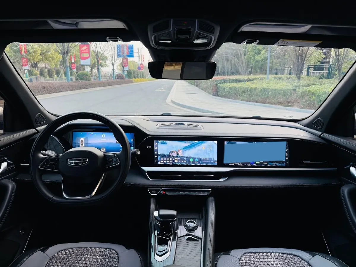 2024 Geely Monjaro 2.0T 218HP L4 7DCT,autocango,china used car exporter,china ev exporter,chinese used car exporter,chinese used ev exporter