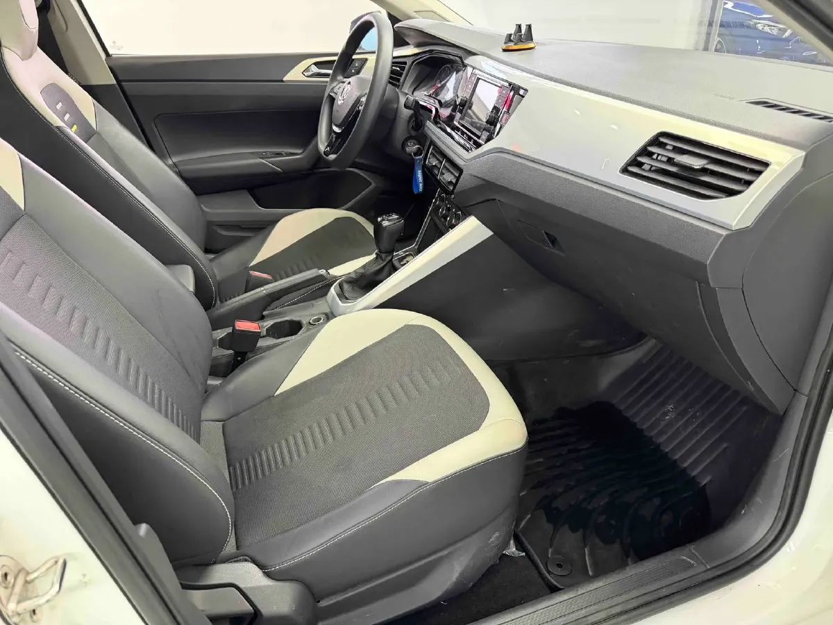 2021 Haval H6 1.5T 169HP L4 7DCT,autocango,china used car exporter,china ev exporter,chinese used car exporter,chinese used ev exporter