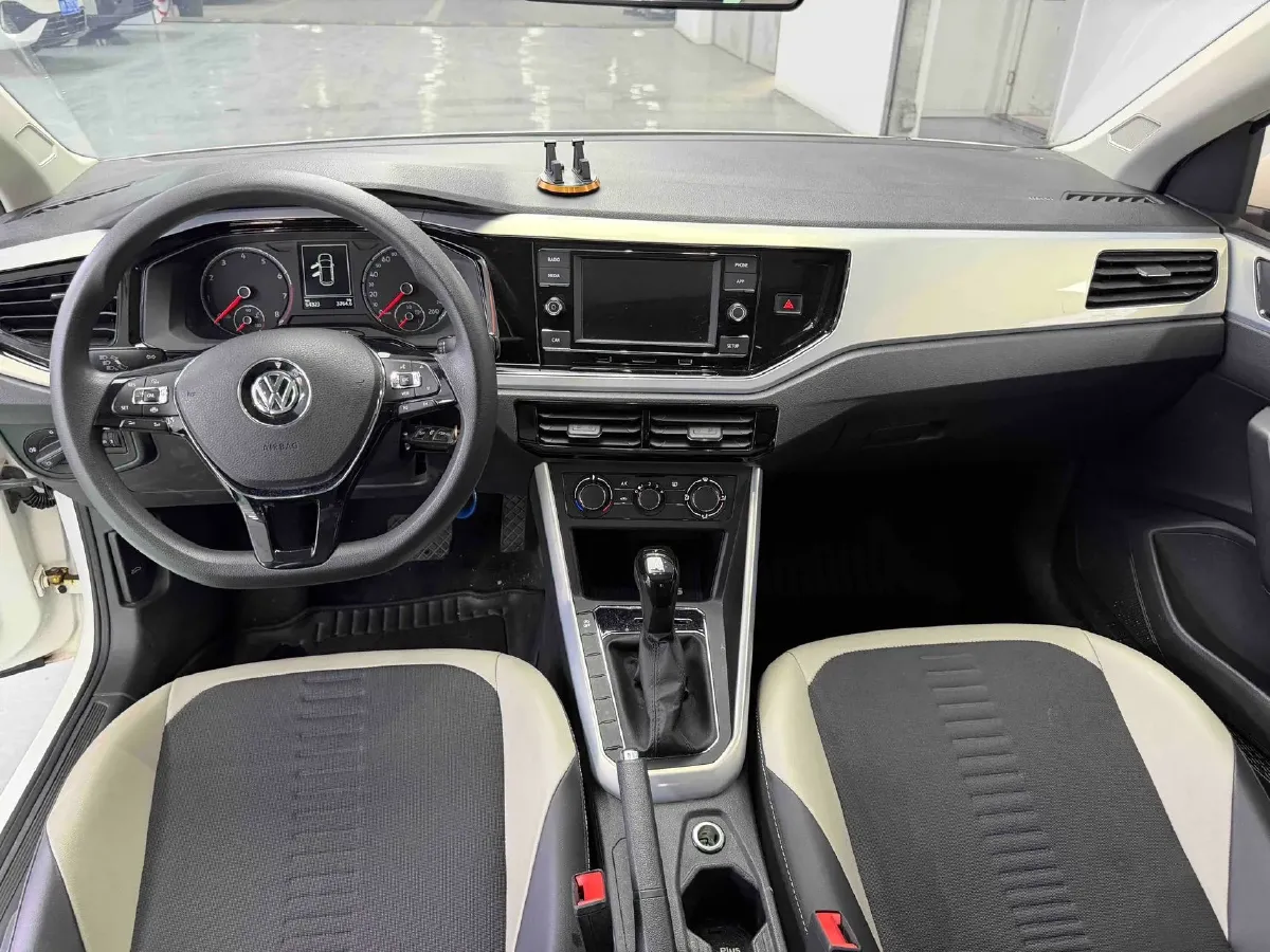 2021 Haval H6 1.5T 169HP L4 7DCT,autocango,china used car exporter,china ev exporter,chinese used car exporter,chinese used ev exporter