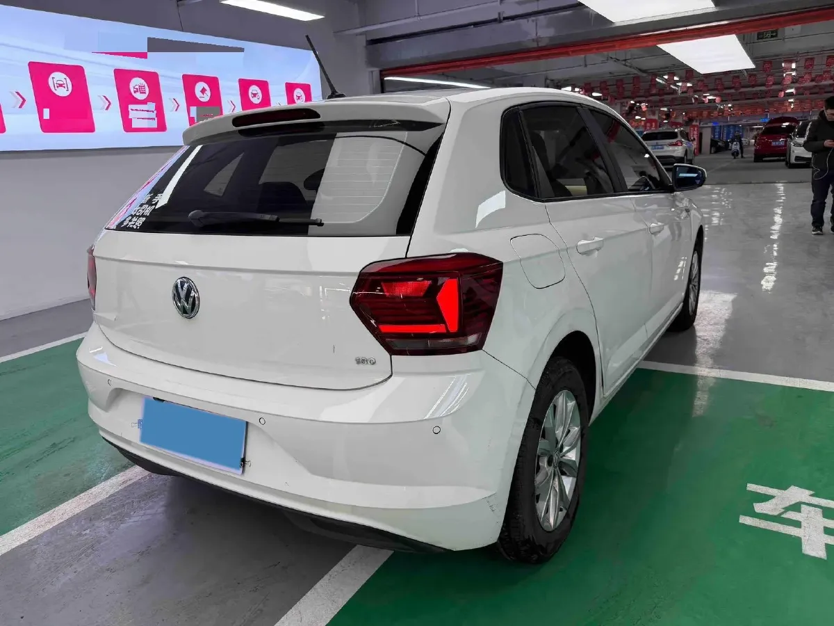 2021 Haval H6 1.5T 169HP L4 7DCT,autocango,china used car exporter,china ev exporter,chinese used car exporter,chinese used ev exporter