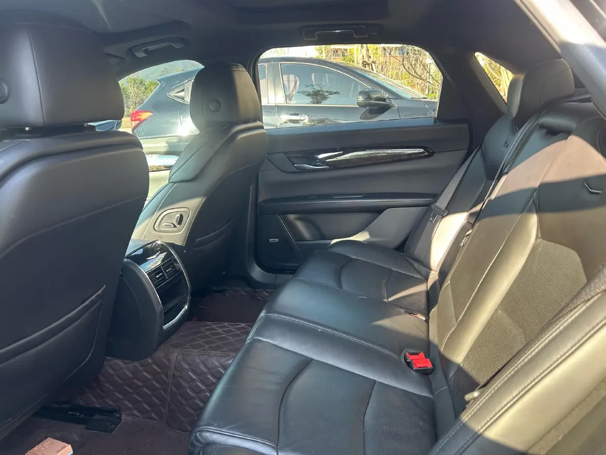 2021 Cadillac CT6 2.0T 237HP L4 10AT,autocango,china used car exporter,china ev exporter,chinese used car exporter,chinese used ev exporter