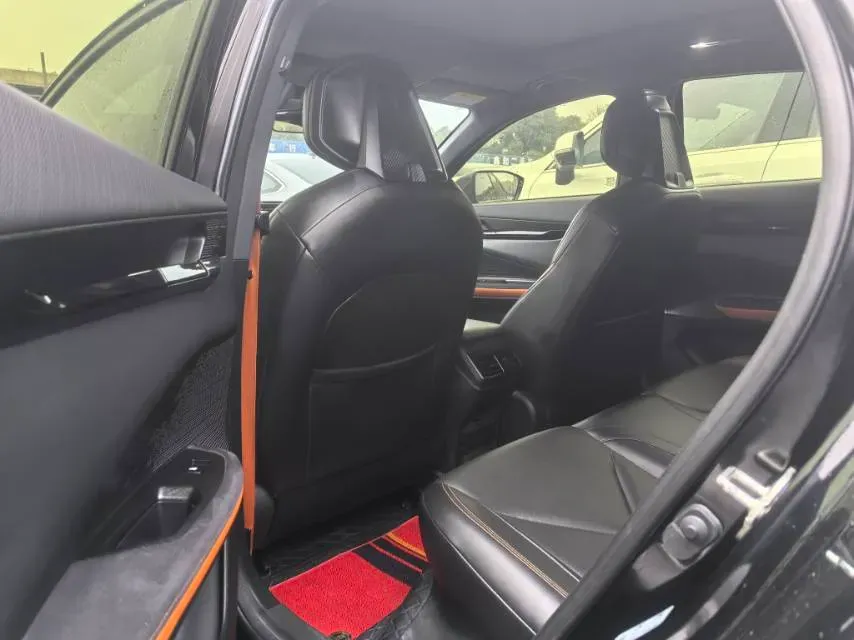 2022 ChangAn UNI-V 1.5T 188HP L4 7DCT,autocango,china used car exporter,china ev exporter,chinese used car exporter,chinese used ev exporter