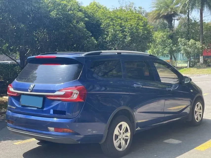 2017 BaoJun 310W 1.5L 112HP L4 6MT,autocango,china used car exporter,china ev exporter,chinese used car exporter,chinese used ev exporter