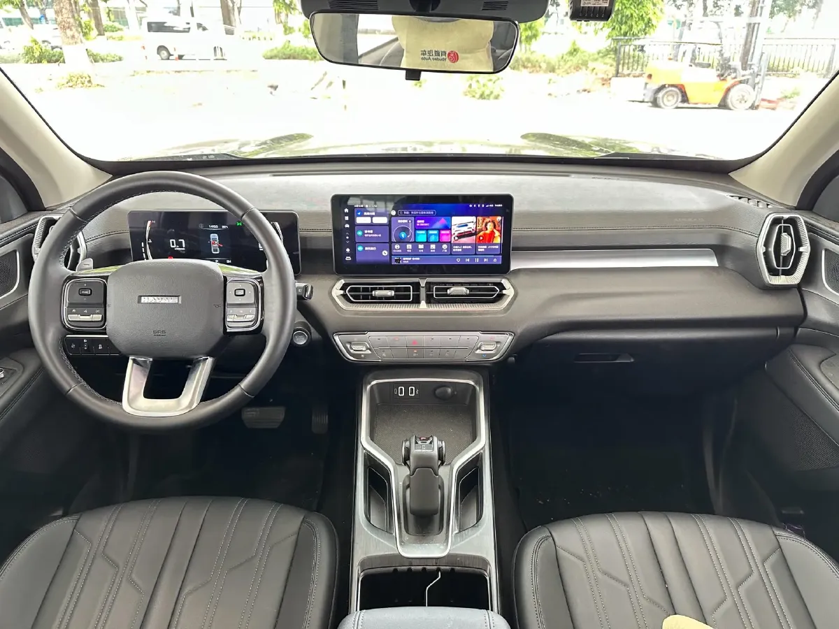 2024 Haval H5 2.0T 224HP L4 8AT,autocango,china used car exporter,china ev exporter,chinese used car exporter,chinese used ev exporter