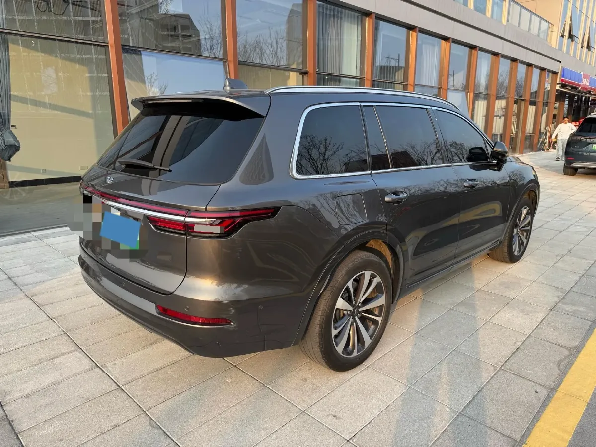 2021 Li ONE Range Extended 131HP REEV 40.5KWH,autocango,china used car exporter,china ev exporter,chinese used car exporter,chinese used ev exporter