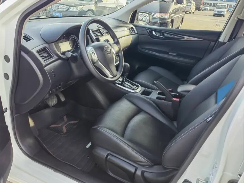 2023 Nissan Tiida 1.6L 122HP L4 CVT,autocango,china used car exporter,china ev exporter,chinese used car exporter,chinese used ev exporter