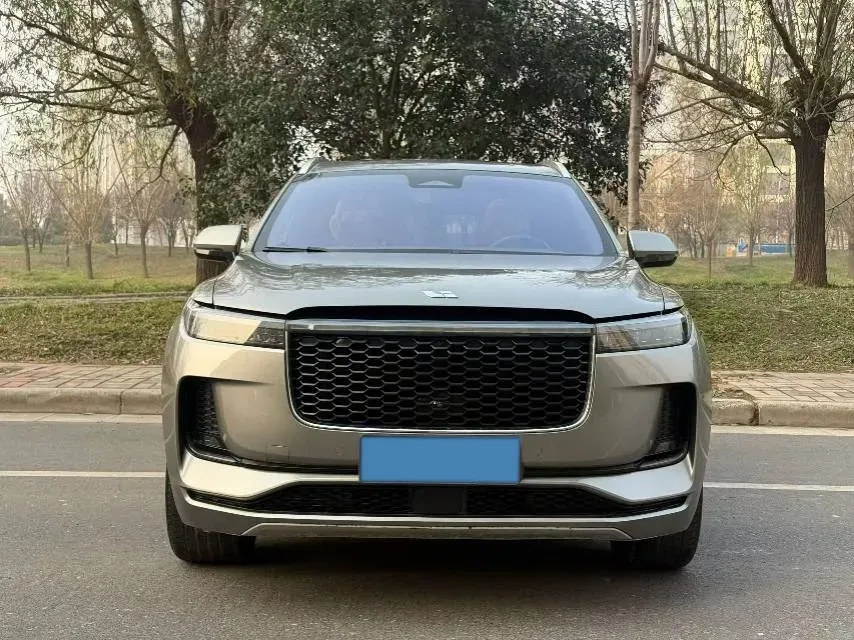 2021 Li ONE Range Extended 131HP REEV 40.5KWH,autocango,china used car exporter,china ev exporter,chinese used car exporter,chinese used ev exporter