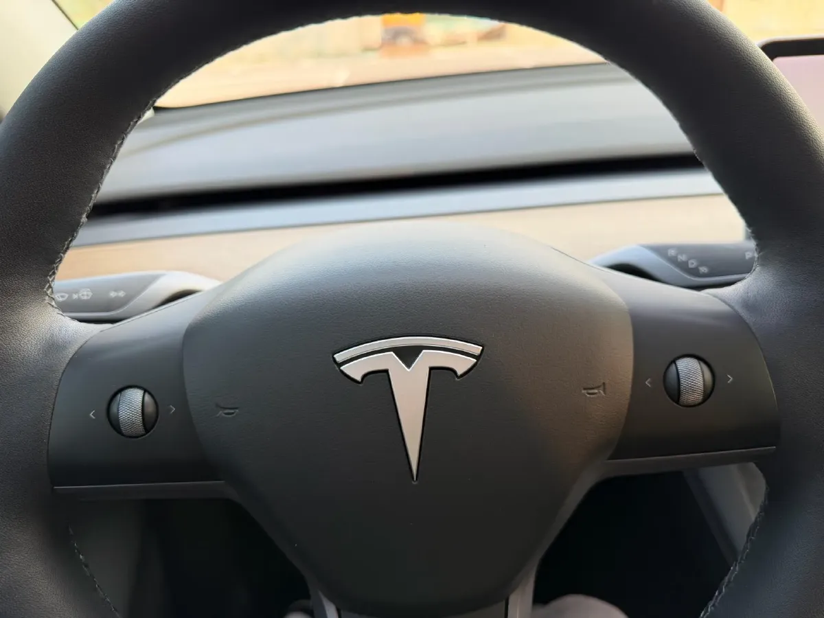 2021 Tesla Model Y BEV 60KWH,autocango,china used car exporter,china ev exporter,chinese used car exporter,chinese used ev exporter