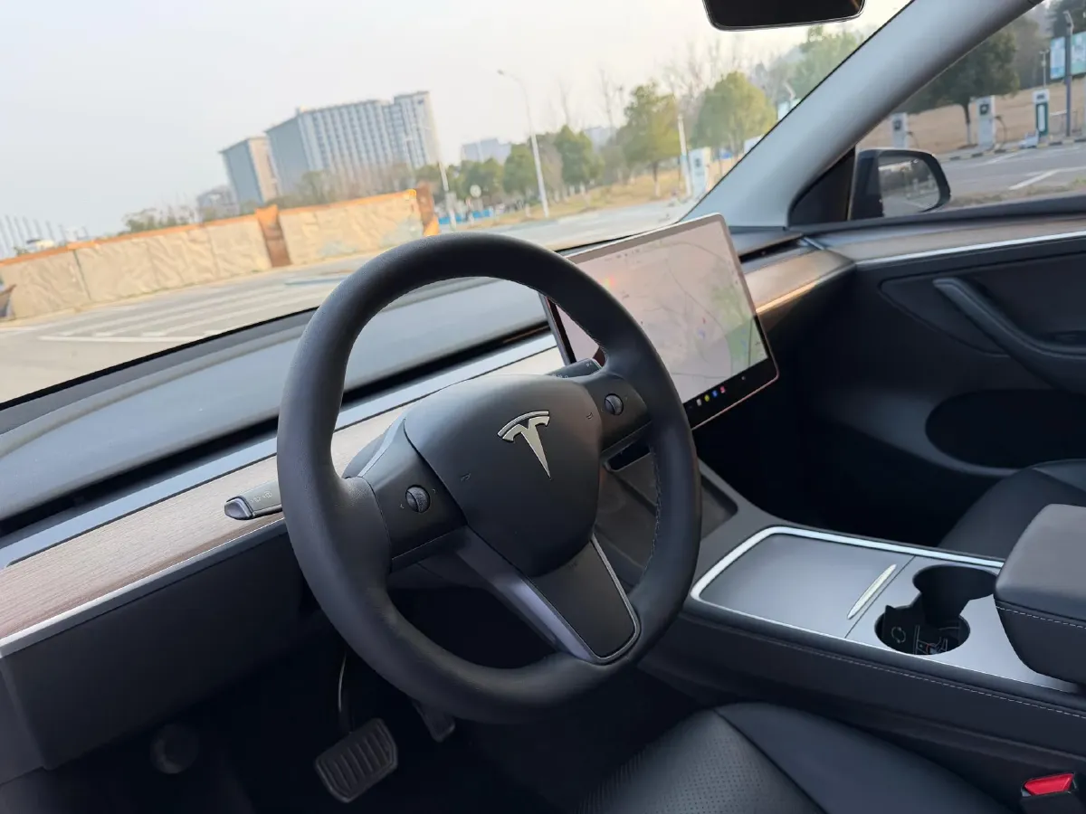 2021 Tesla Model Y BEV 60KWH,autocango,china used car exporter,china ev exporter,chinese used car exporter,chinese used ev exporter
