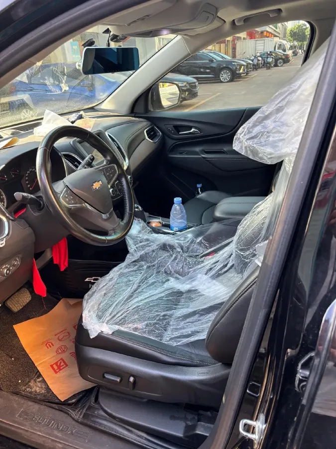 2019 Chevrolet Equinox 1.5T 180HP L4 6AT,autocango,china used car exporter,china ev exporter,chinese used car exporter,chinese used ev exporter