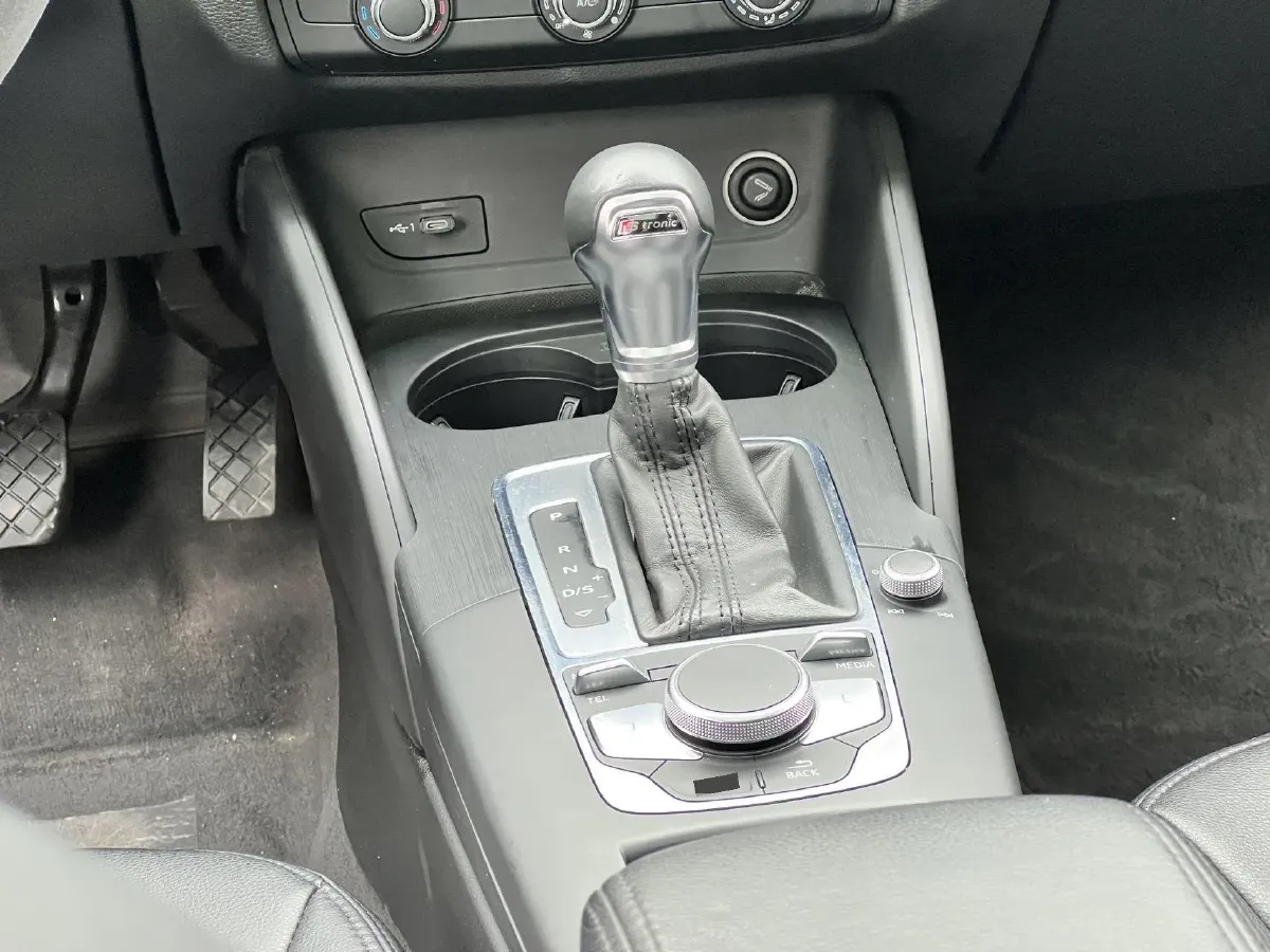 2020 Audi A3 1.4T 150HP L4 7DCT,autocango,china used car exporter,china ev exporter,chinese used car exporter,chinese used ev exporter