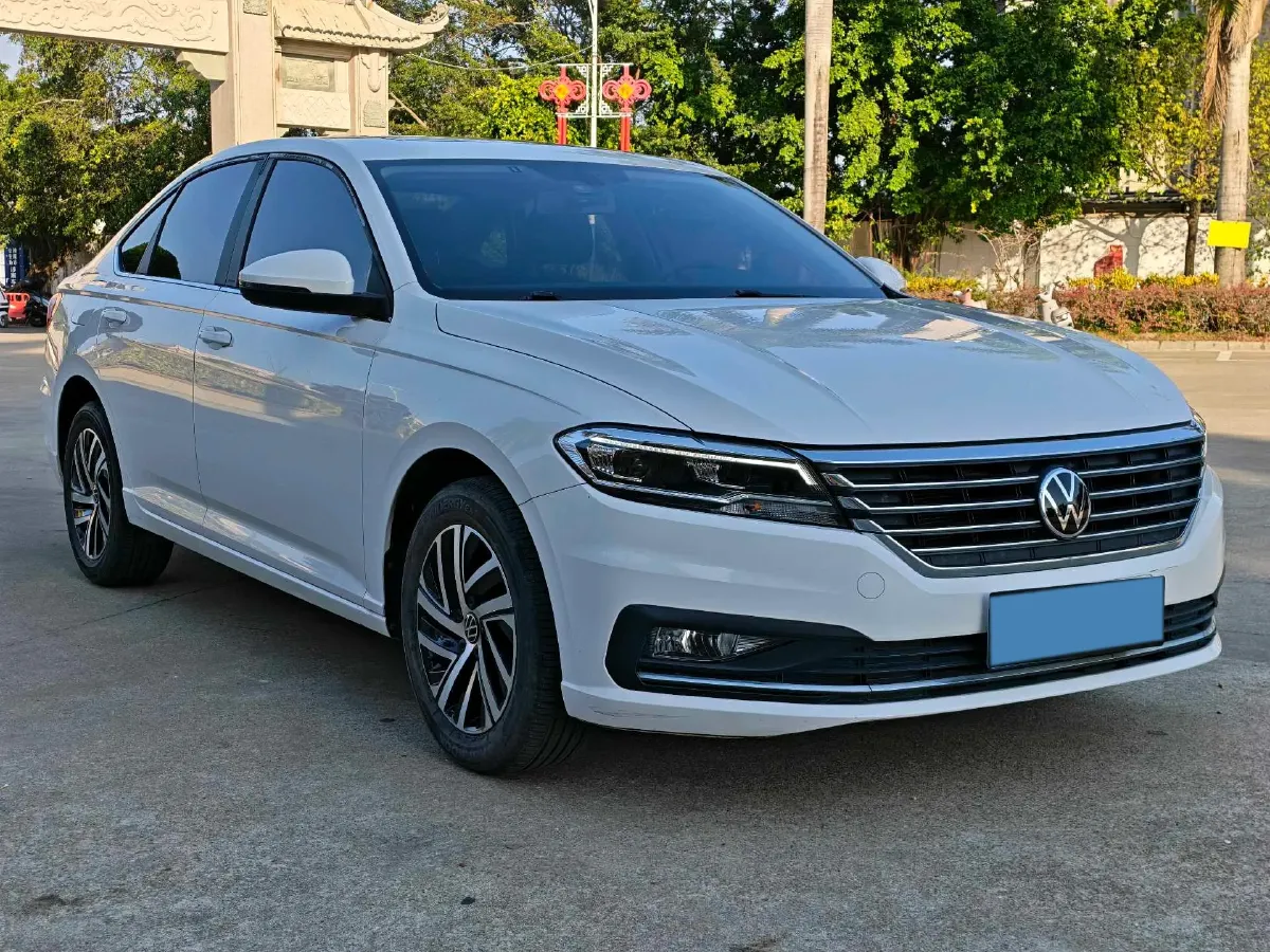 2022 Volkswagen T-Roc 1.4T 150HP L4 7DCT,autocango,china used car exporter,china ev exporter,chinese used car exporter,chinese used ev exporter