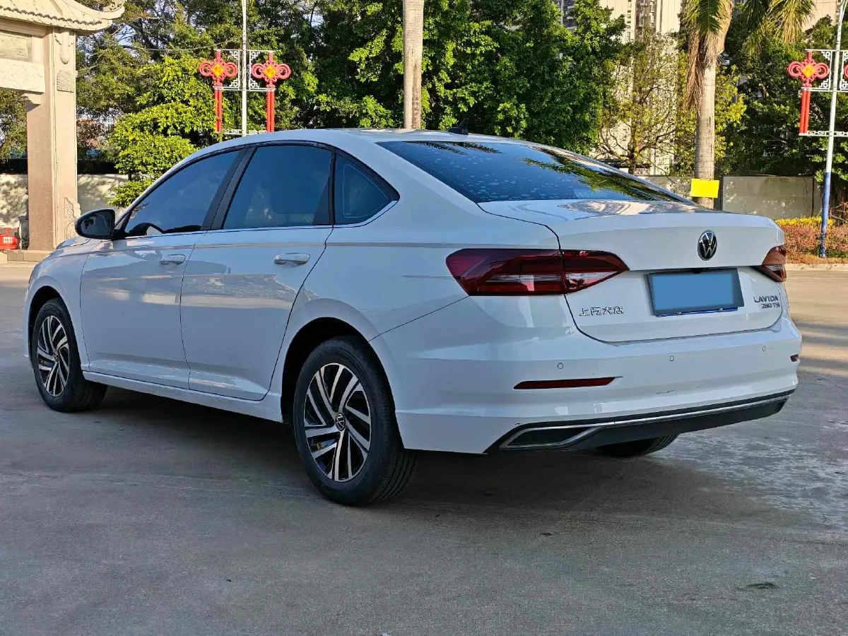 2022 Volkswagen T-Roc 1.4T 150HP L4 7DCT,autocango,china used car exporter,china ev exporter,chinese used car exporter,chinese used ev exporter