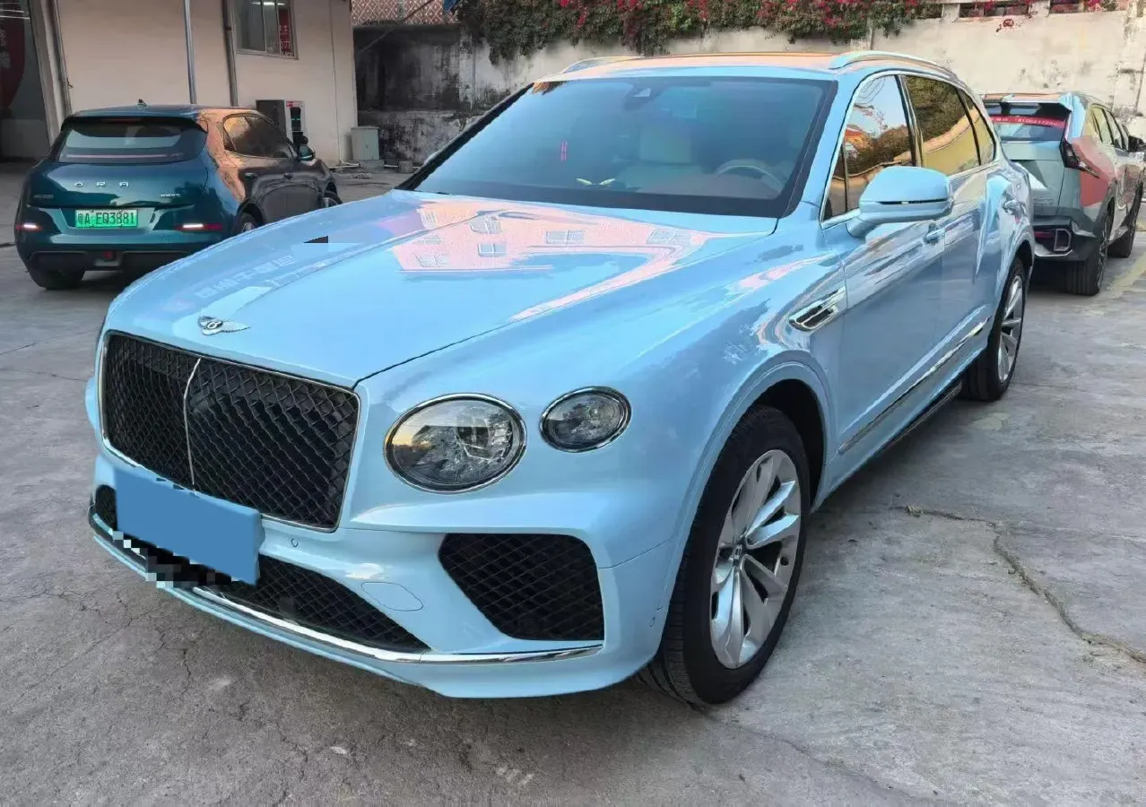 2024 Bentley Bentayga 4.0T 550HP V8 8AT,autocango,china used car exporter,china ev exporter,chinese used car exporter,chinese used ev exporter