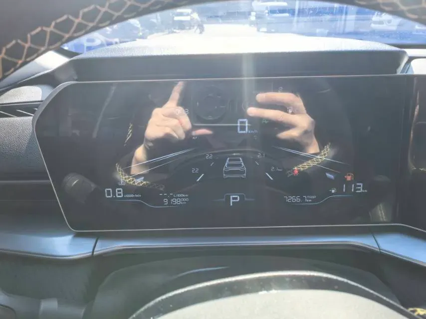 2024 Geely Binray 1.5T 181HP L4 7DCT,autocango,china used car exporter,china ev exporter,chinese used car exporter,chinese used ev exporter