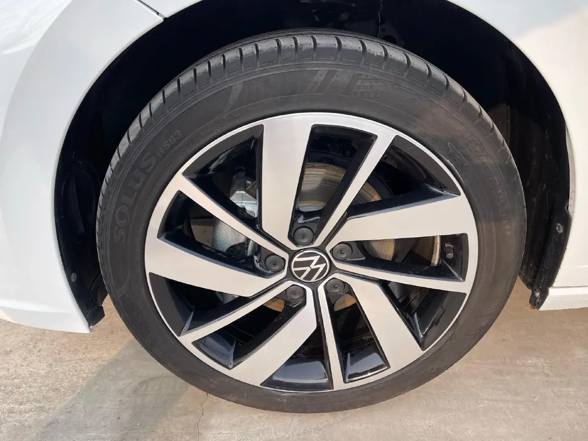 2025 Volkswagen Sagitar 1.5T 160HP L4 7DCT,autocango,china used car exporter,china ev exporter,chinese used car exporter,chinese used ev exporter