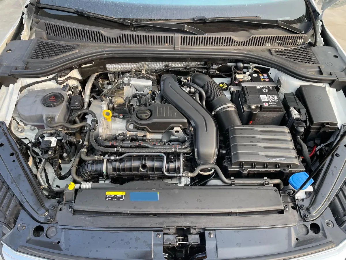 2025 Volkswagen Sagitar 1.5T 160HP L4 7DCT,autocango,china used car exporter,china ev exporter,chinese used car exporter,chinese used ev exporter