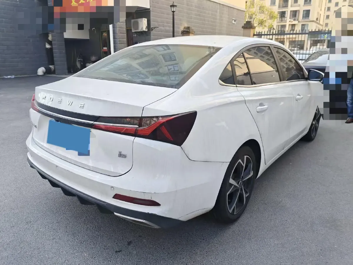 2023 Roewe i5 1.5L 129HP L4 CVT,autocango,china used car exporter,china ev exporter,chinese used car exporter,chinese used ev exporter