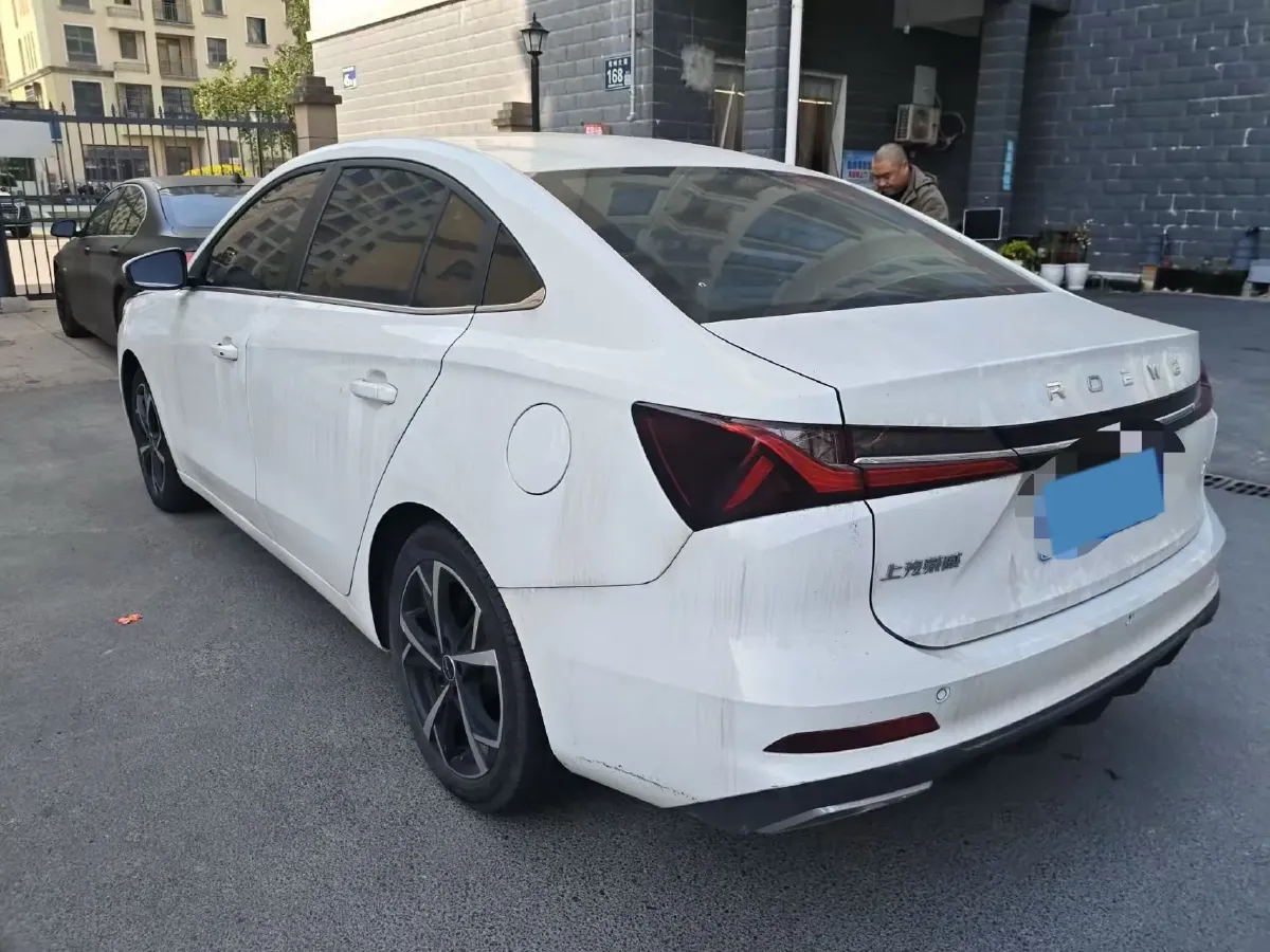 2023 Roewe i5 1.5L 129HP L4 CVT,autocango,china used car exporter,china ev exporter,chinese used car exporter,chinese used ev exporter