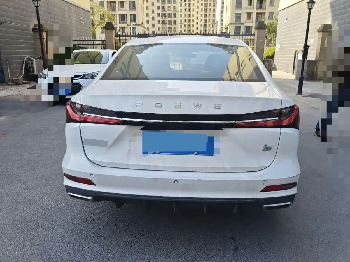 2023 Roewe i5 1.5L 129HP L4 CVT,autocango,china used car exporter,china ev exporter,chinese used car exporter,chinese used ev exporter