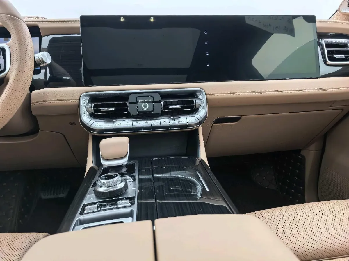 2024 Beijing BJ60 Thunder 1.5T 188HP L4 REEV 40.3KWH,autocango,china used car exporter,china ev exporter,chinese used car exporter,chinese used ev exporter