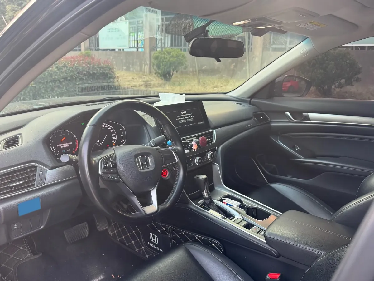2022 Honda Accord 1.5T 194HP L4 CVT,autocango,china used car exporter,china ev exporter,chinese used car exporter,chinese used ev exporter